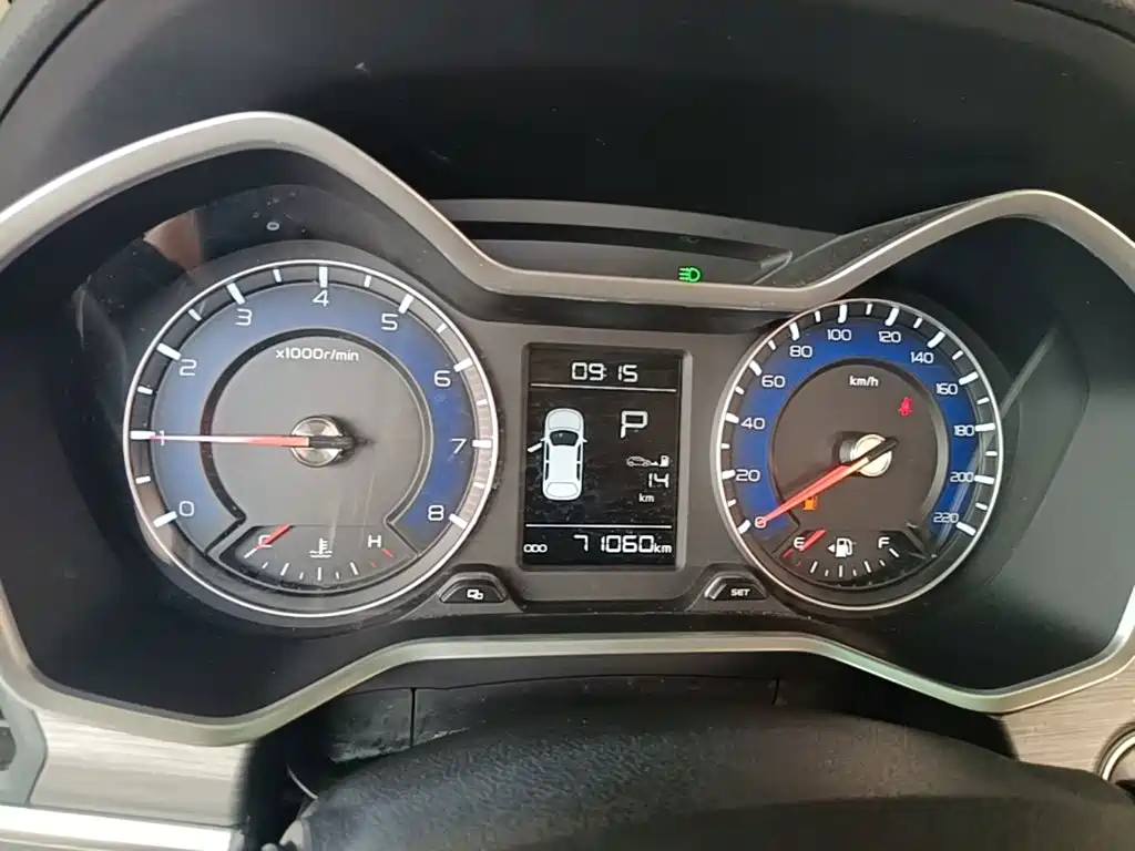 Geely Vision X3 — миниатюра 12