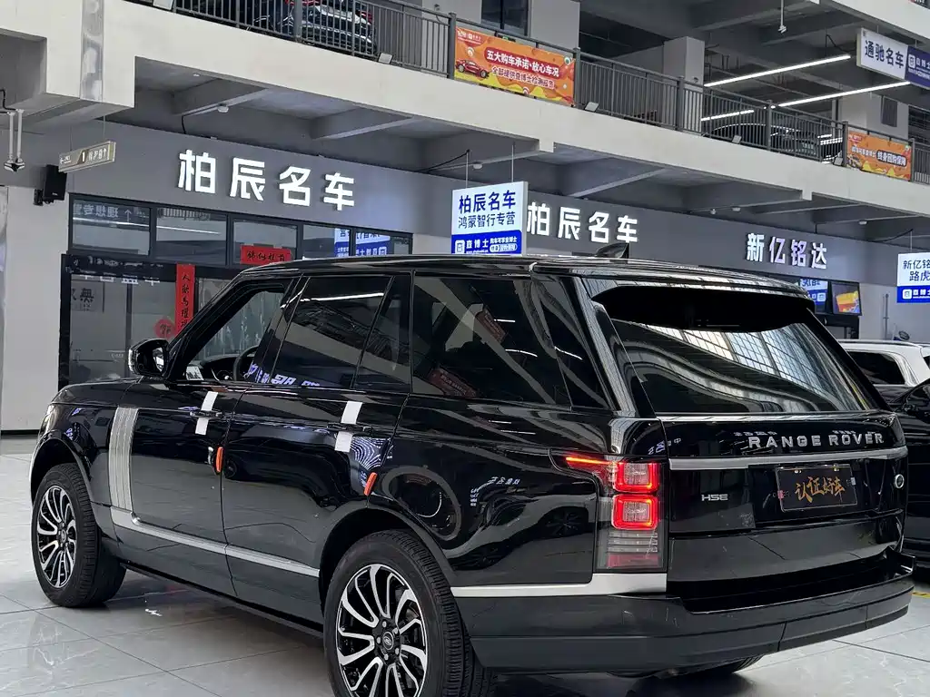 Land Rover Range Rover — миниатюра 13