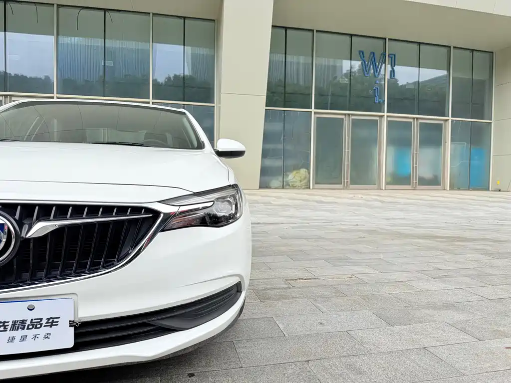 Buick Excelle — миниатюра 9