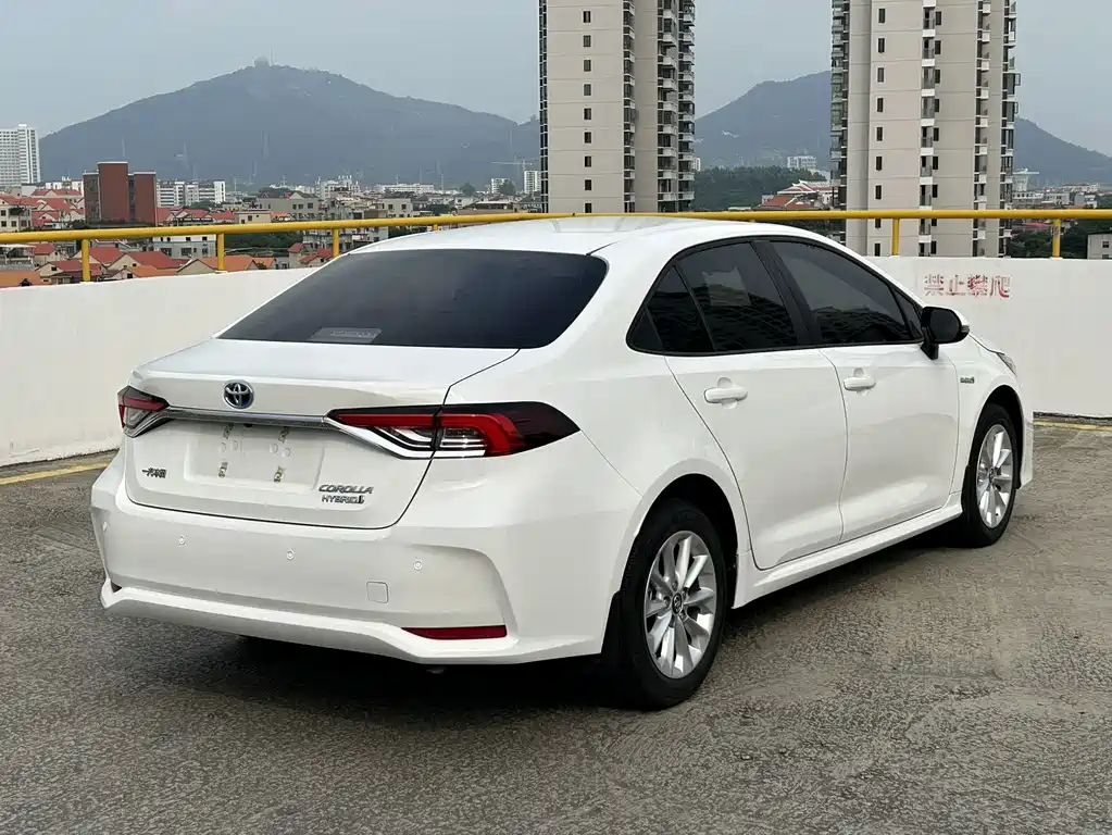 Toyota Corolla — миниатюра 9