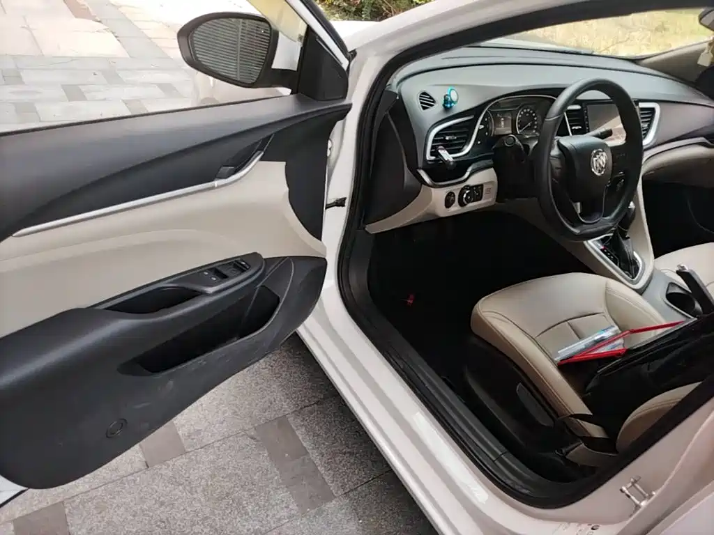 Buick Excelle — миниатюра 16