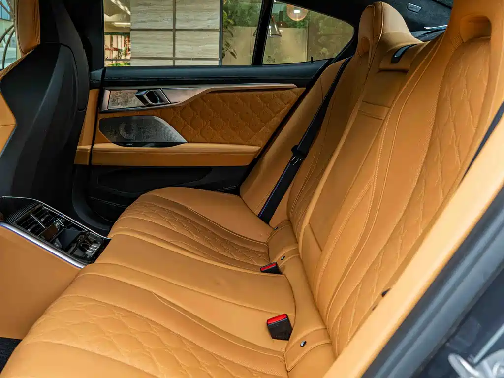 BMW M8 — миниатюра 19