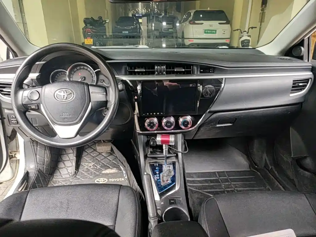 Toyota Corolla — миниатюра 5
