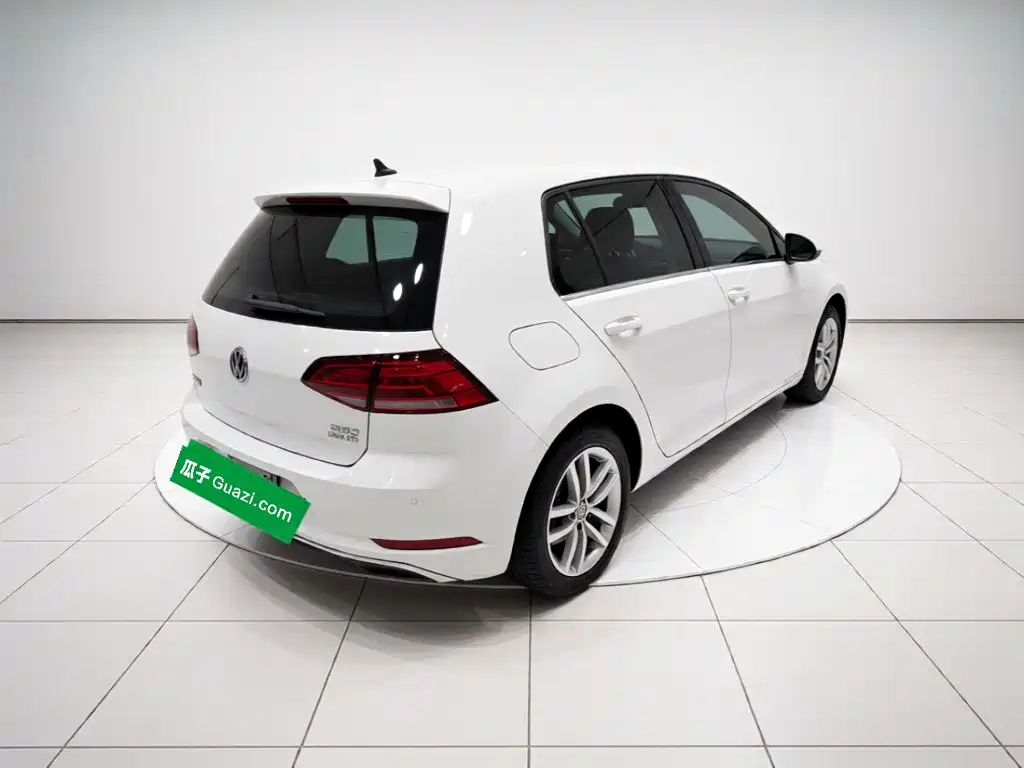 Volkswagen Golf — миниатюра 6