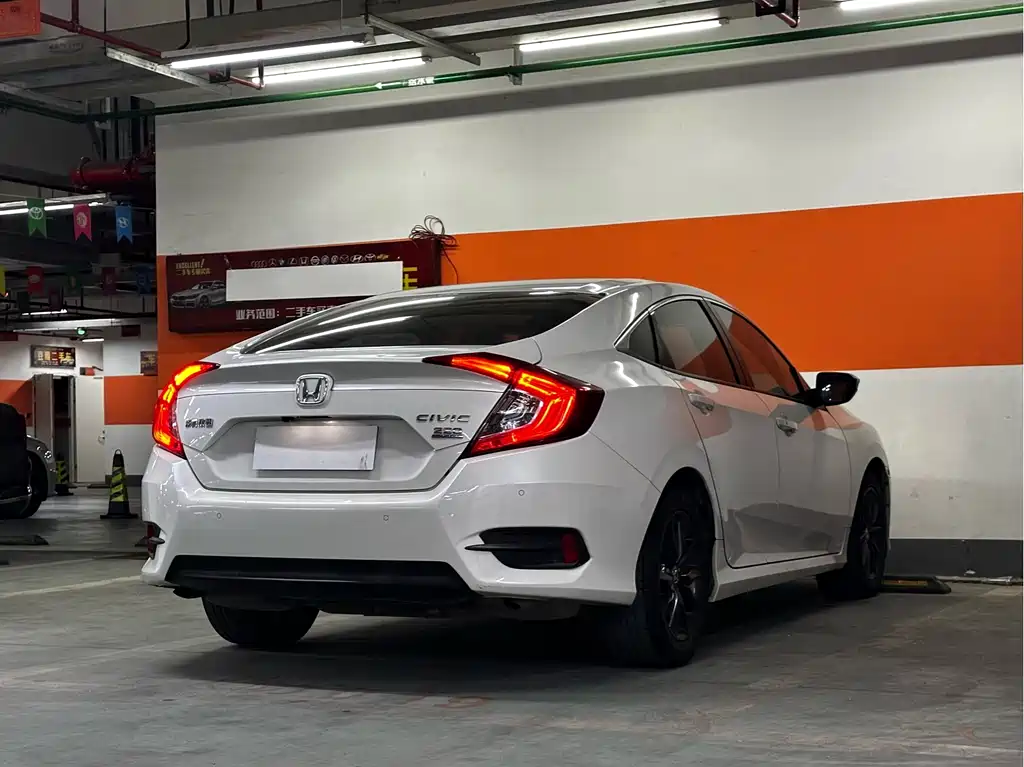 Honda Civic 2019 220TURBO CVT V