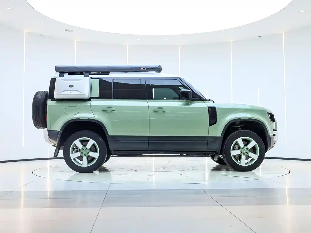Land Rover Land Rover Defender 2023 110 3.0T P400 75