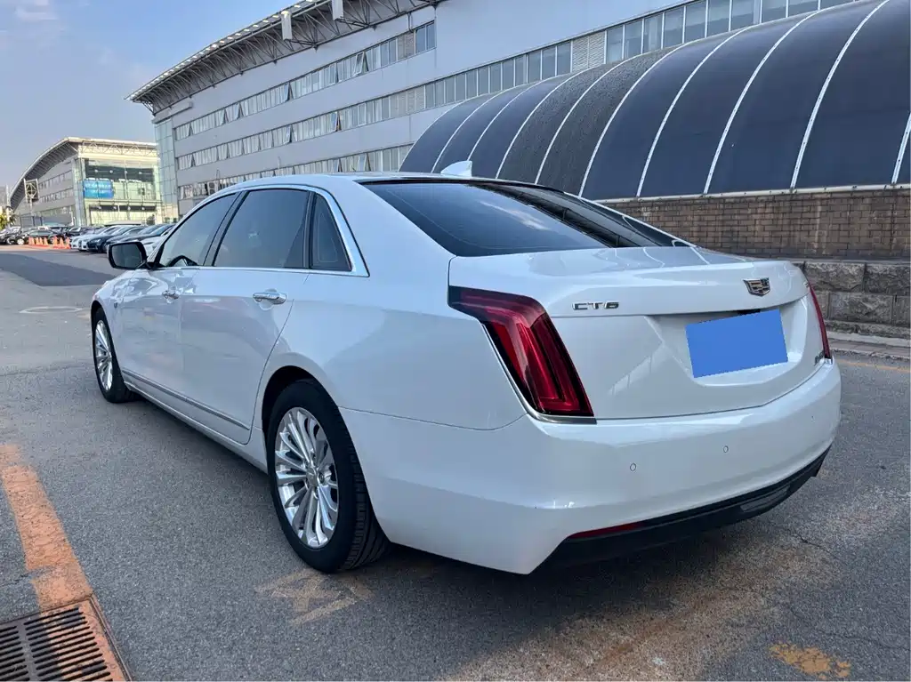 Cadillac CT6 — миниатюра 6