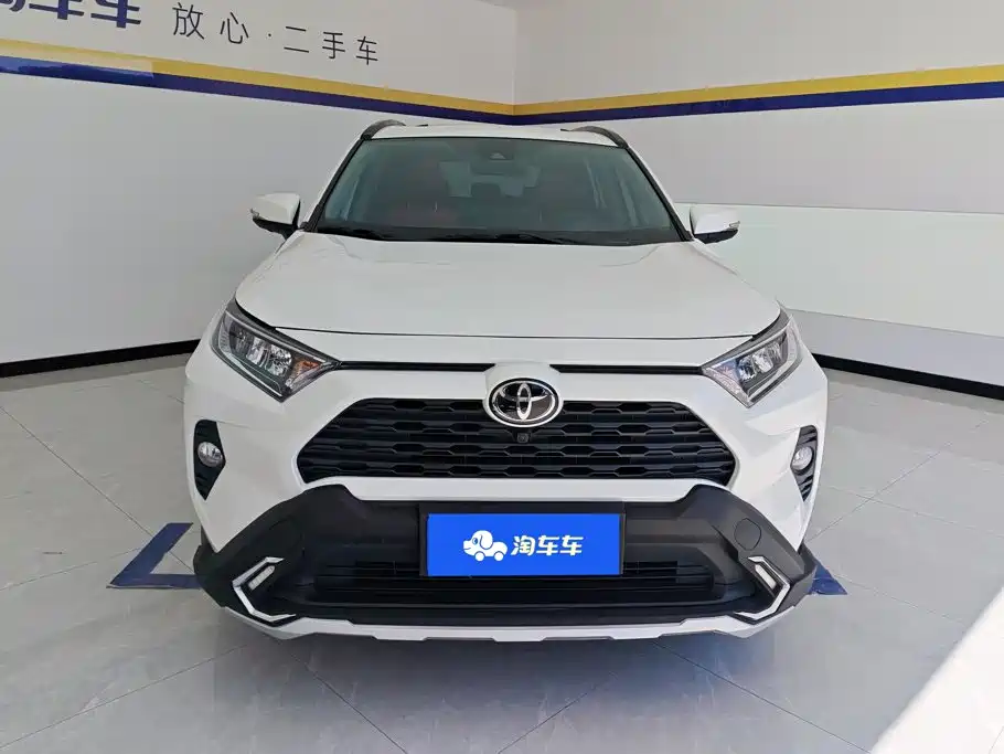 Toyota RAV4 — миниатюра 2