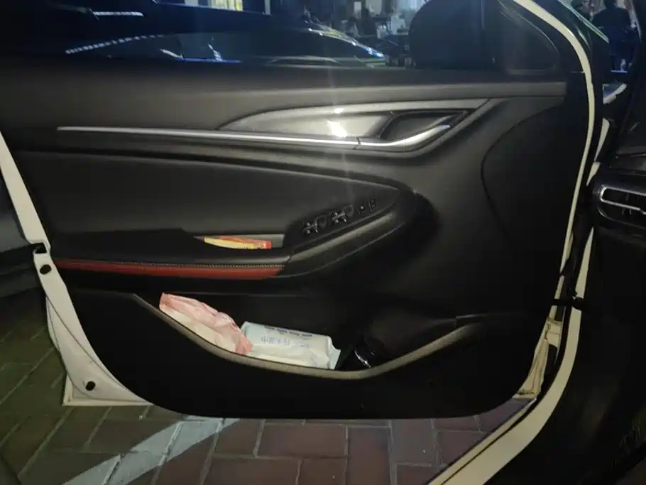 Changan Eado — миниатюра 7