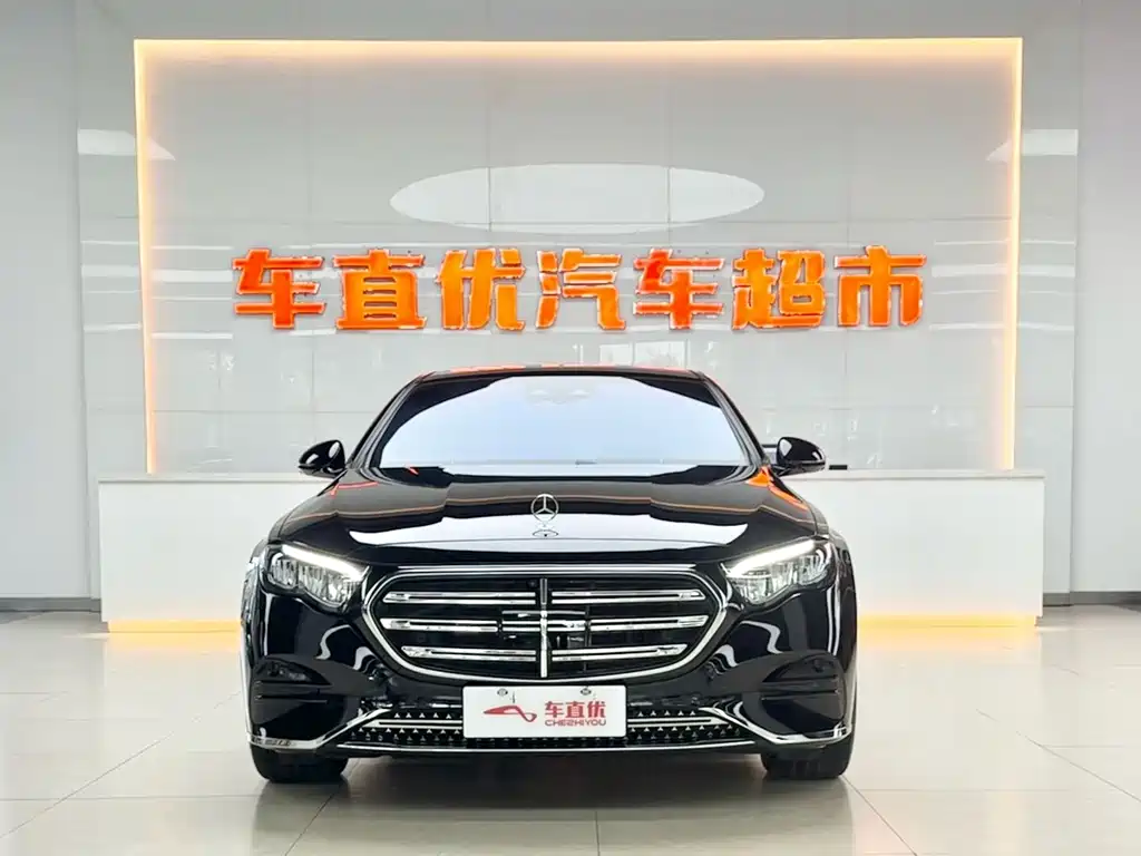 Mercedes-Benz E-Class — миниатюра 3