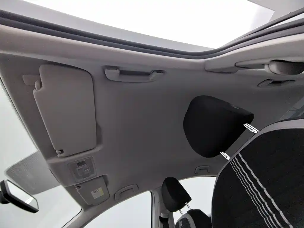 Volkswagen Bora — миниатюра 14