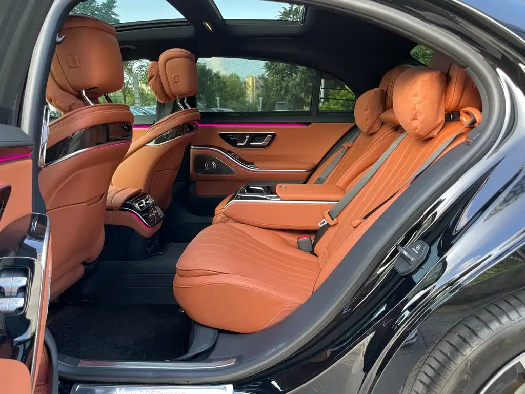 Mercedes-Benz S-Class — миниатюра 12