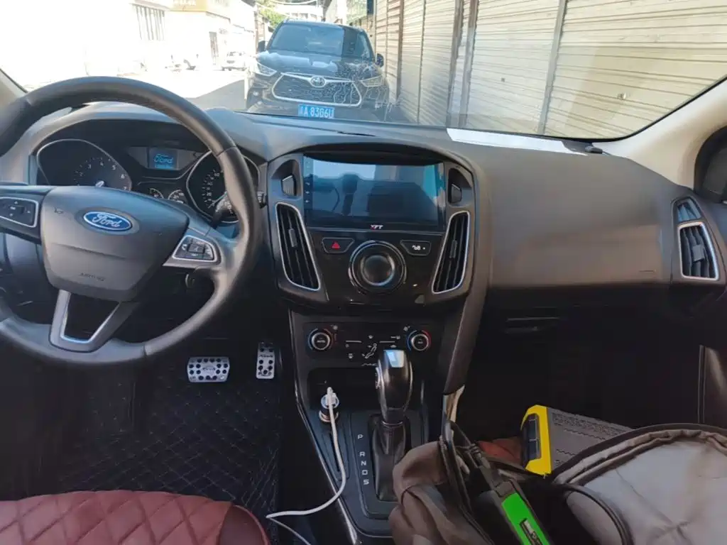 Ford Focus — миниатюра 13
