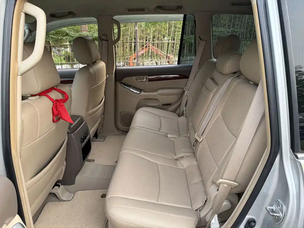 Toyota Prado (Import) — миниатюра 10