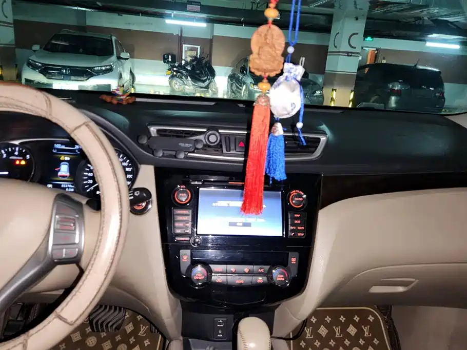 Nissan X-Trail — миниатюра 13