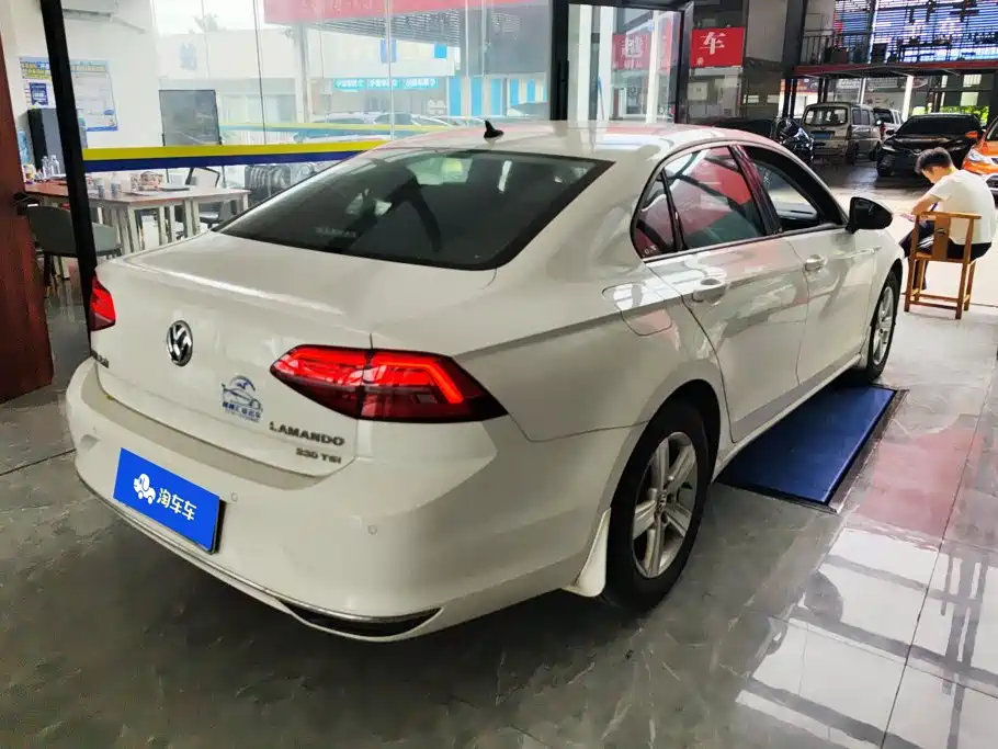 Volkswagen Lamando — миниатюра 3