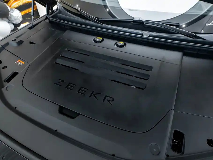 Zeekr 9X — миниатюра 11