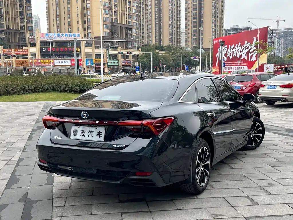 TOYOTA ASIAN DRAGON