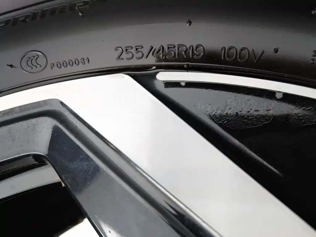Volkswagen Tiguan L — миниатюра 24