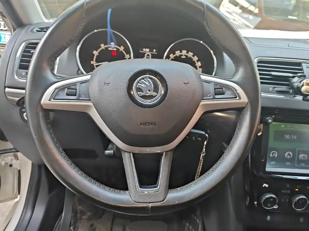 Skoda Yeti — миниатюра 11