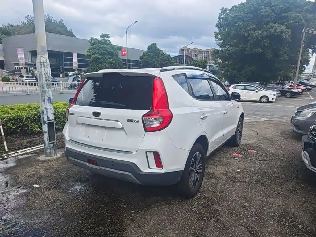 Geely Vision X6 — миниатюра 7