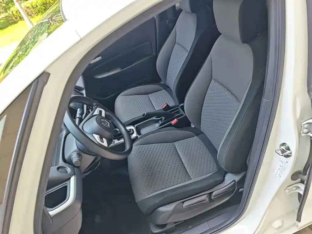 Honda Fit — миниатюра 15