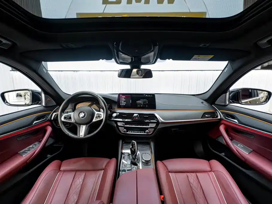 BMW 5 Series — миниатюра 14