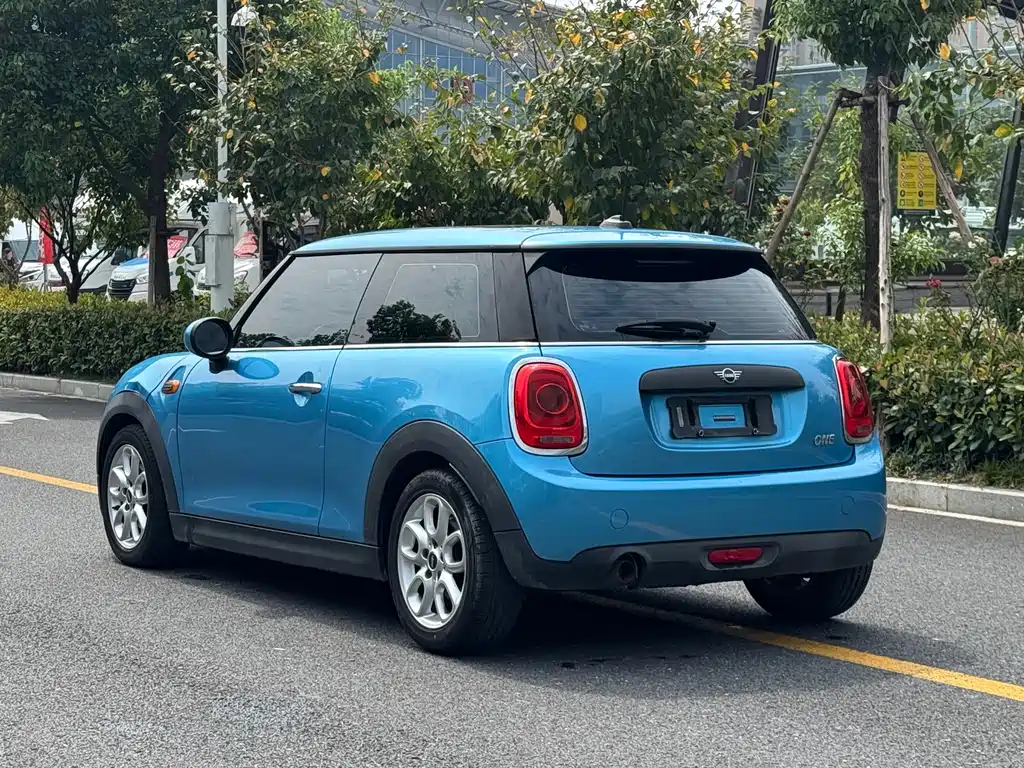 MINI Mini — миниатюра 24