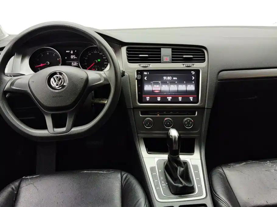 Volkswagen Golf — миниатюра 12