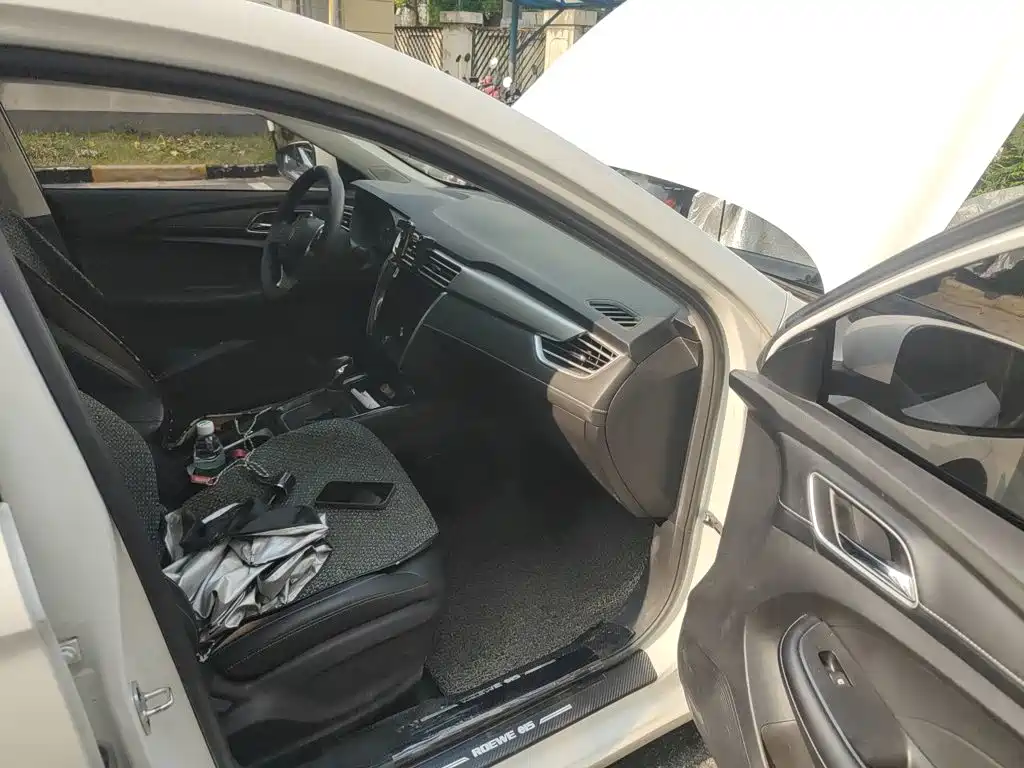 Roewe i5 — миниатюра 20