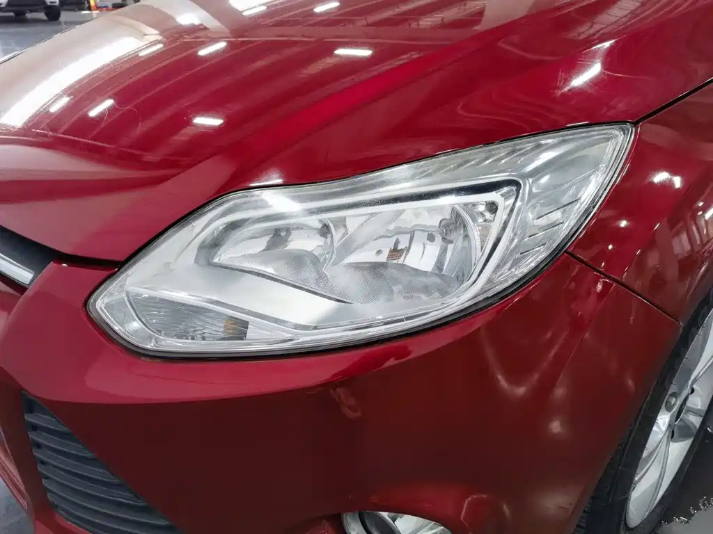 Ford Focus — миниатюра 7