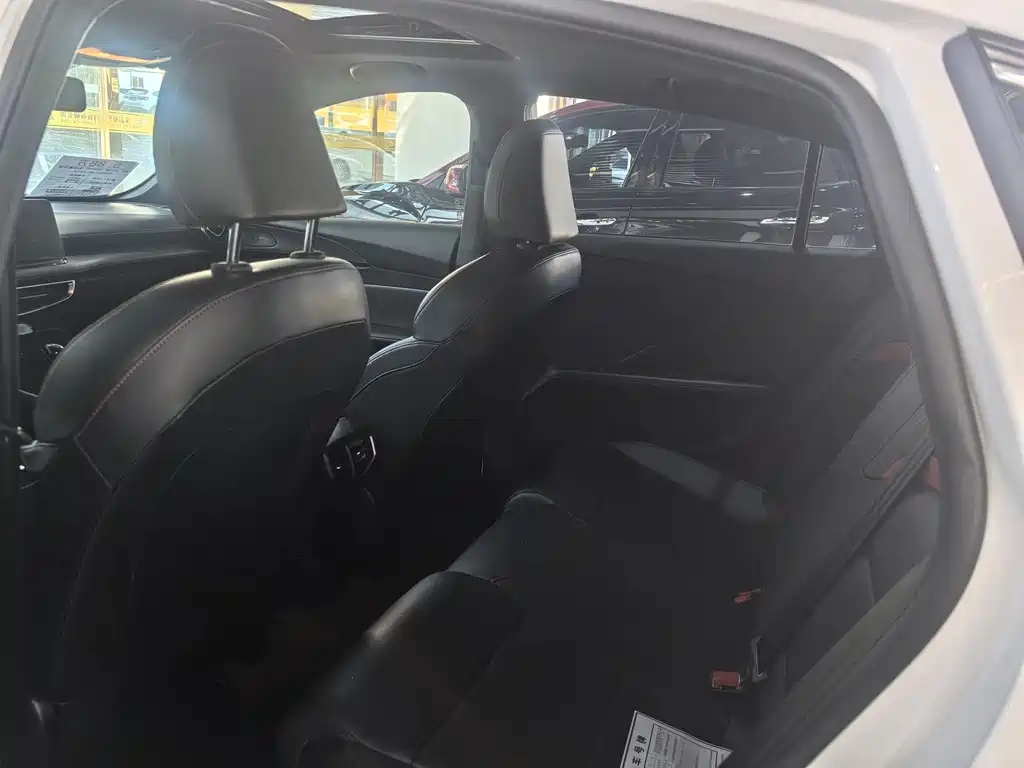 MG 5 2025 180DVVT Luxury