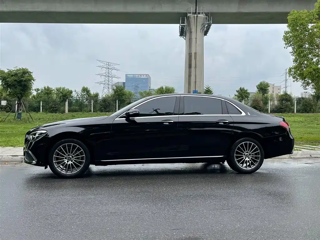 Mercedes-Benz E-Class E 2023 E 260 L