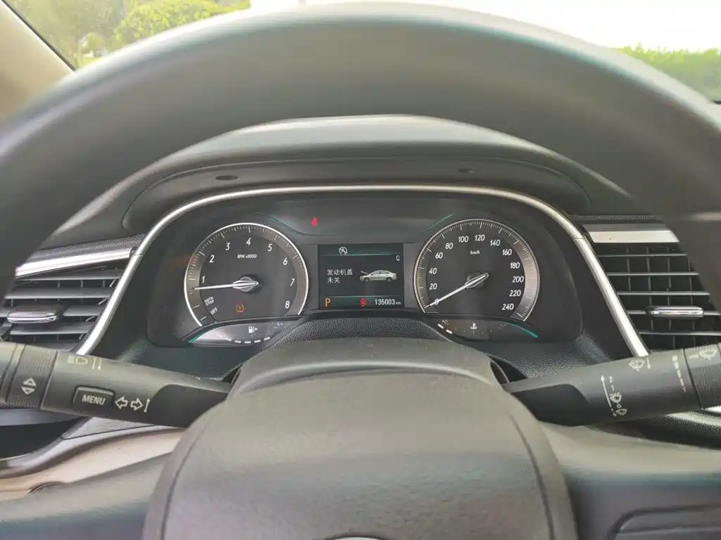 Buick Excelle — миниатюра 8