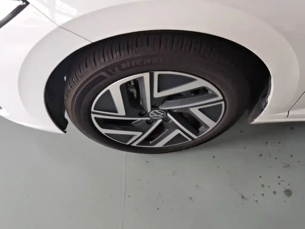 Volkswagen Sagitar — миниатюра 23