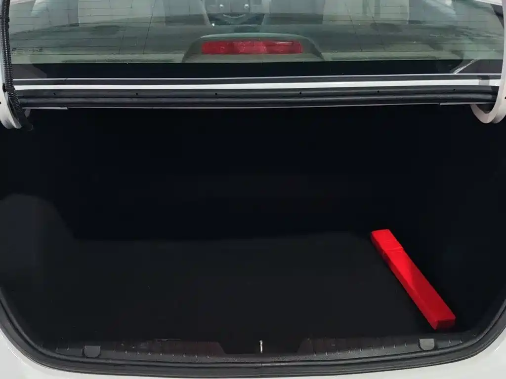 Chevrolet Cruze — миниатюра 15