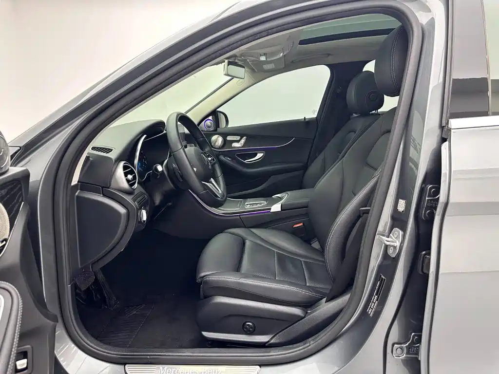 Mercedes-Benz C-Class (Import) — миниатюра 18