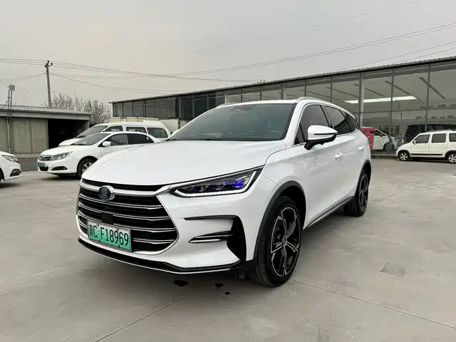 2021 BYD Tang