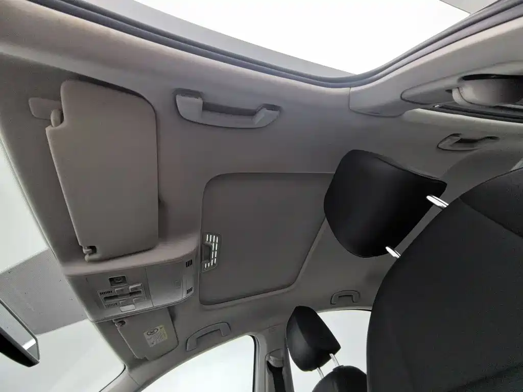 Volkswagen Bora — миниатюра 14