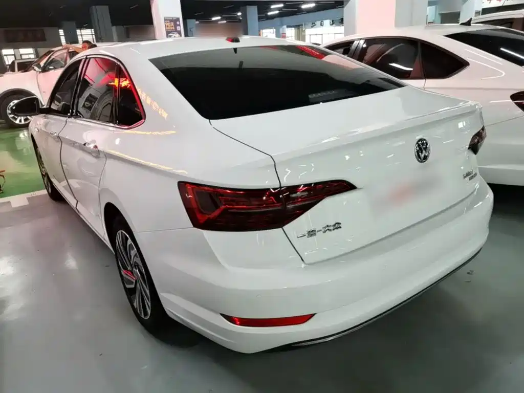 Volkswagen Sagitar — миниатюра 5