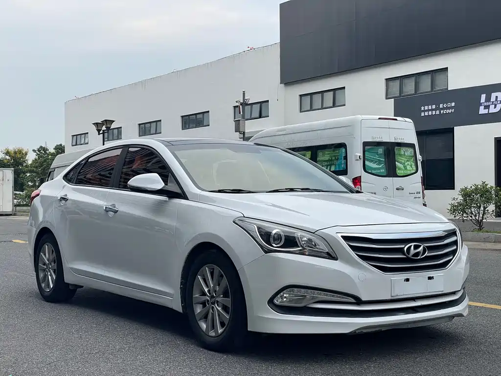 Hyundai Mistra — миниатюра 3