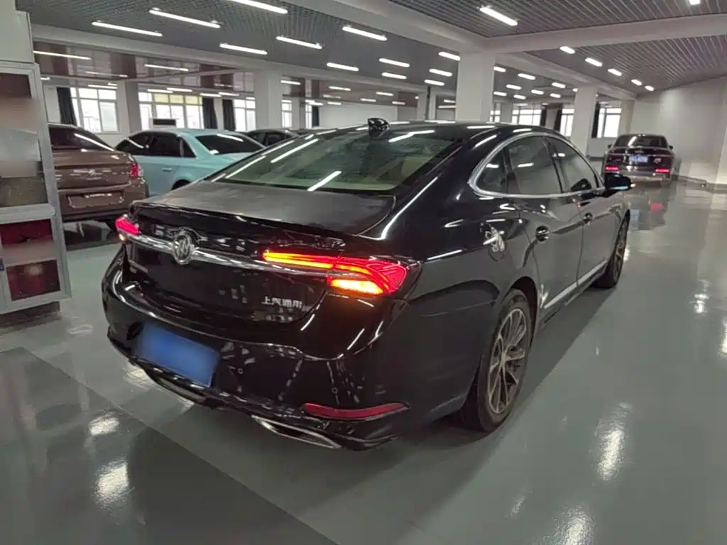 Buick LaCrosse — миниатюра 7