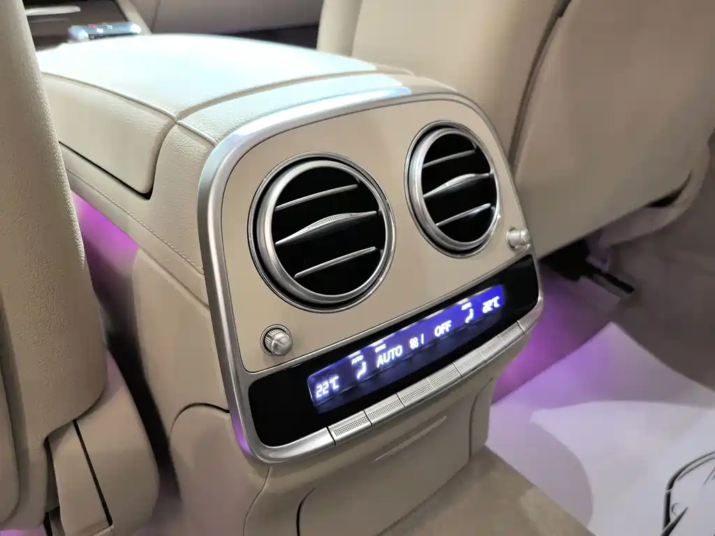 Mercedes-Benz S-Class — миниатюра 13