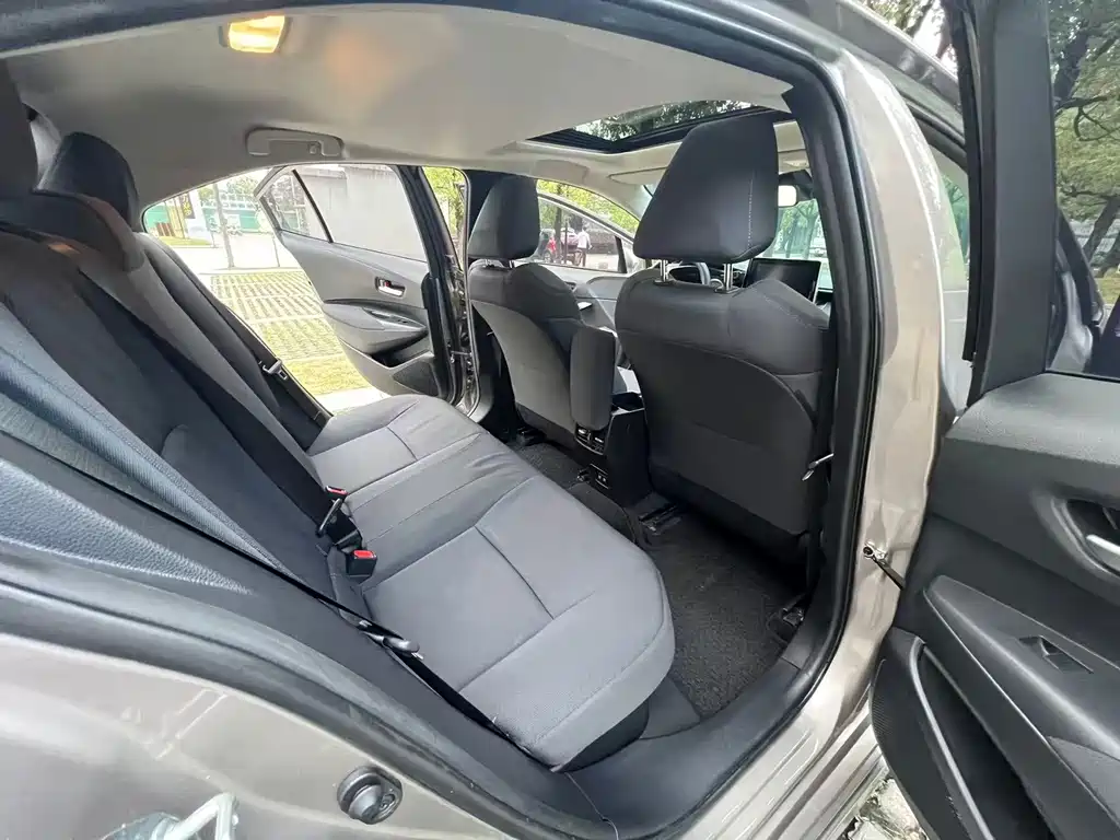 Toyota Corolla — миниатюра 16