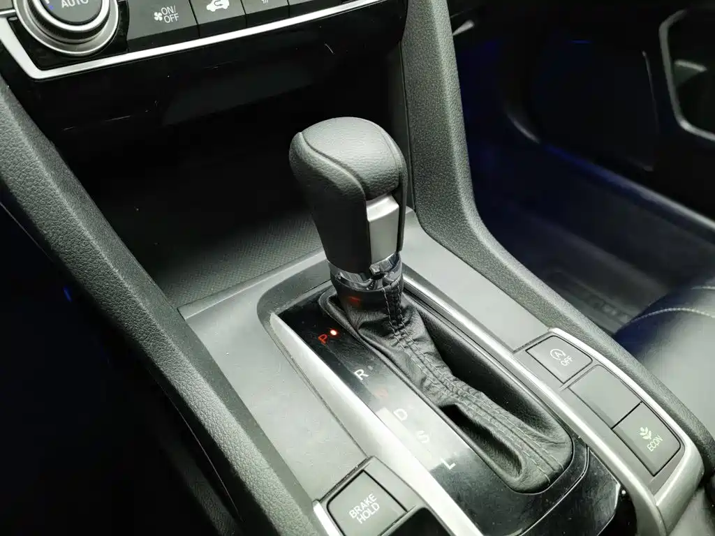 Honda Civic — миниатюра 13