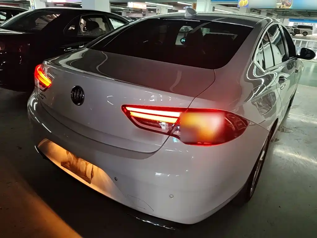 Buick Regal — миниатюра 7