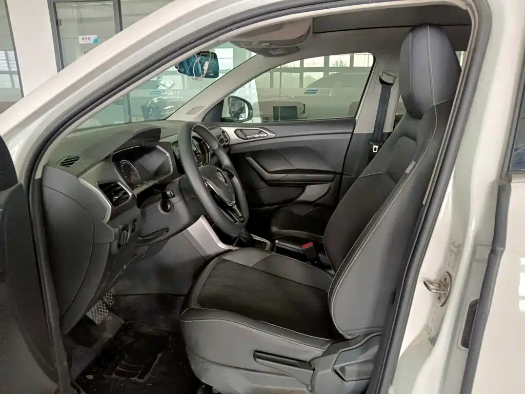 Volkswagen T-Cross — миниатюра 7