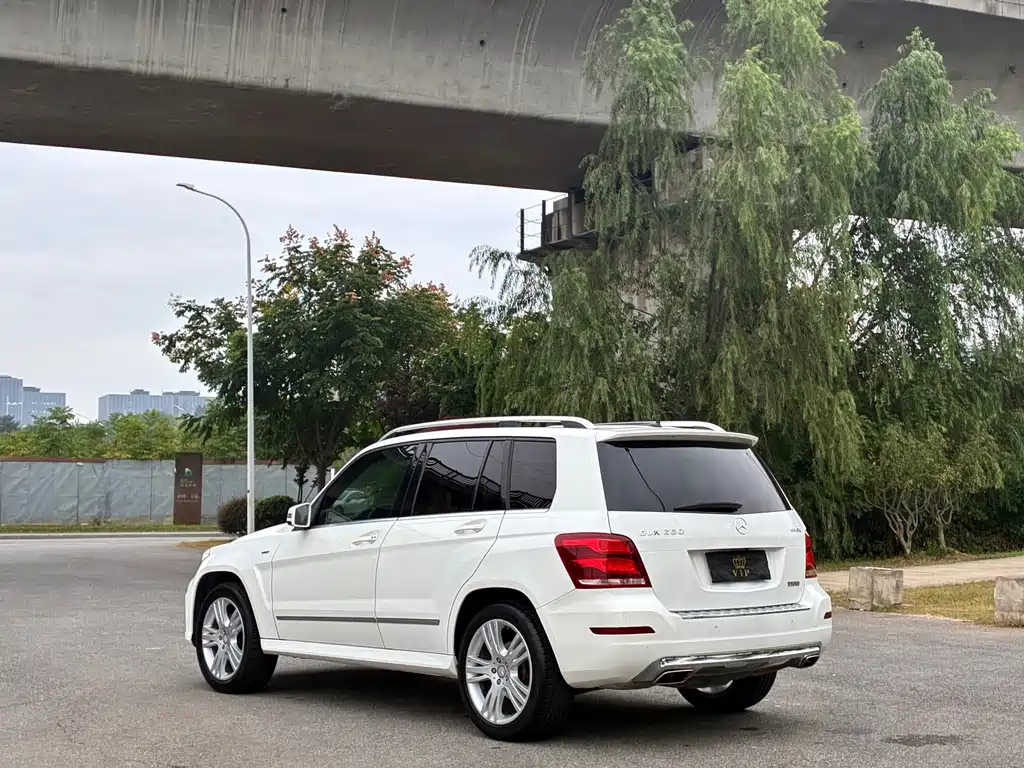 Mercedes-Benz GLK-Class — миниатюра 7