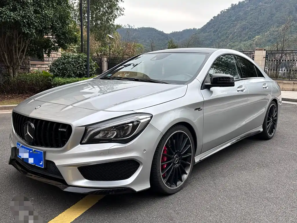 Mercedes-Benz CLA AMG 2016