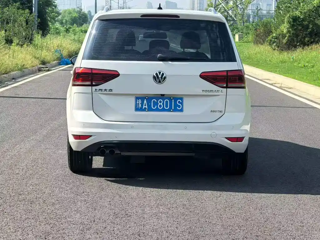 Volkswagen Touran — миниатюра 8
